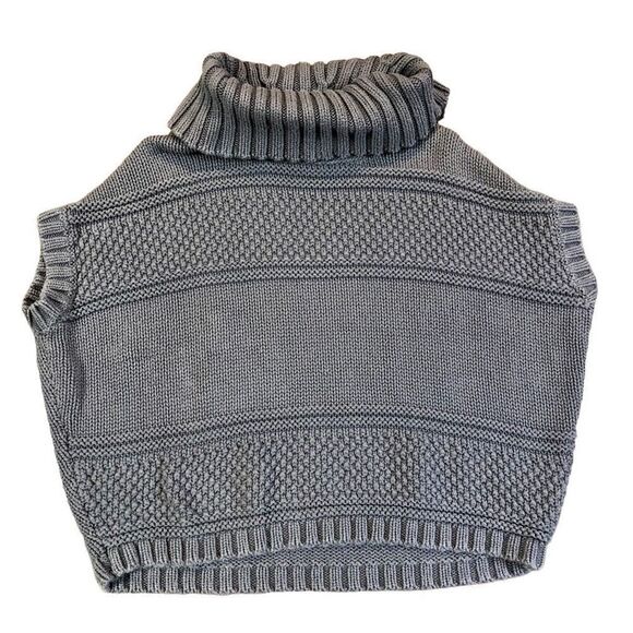 Old Navy Girl’s Gray Cowl Neck Short Sleeve Sweater Size 5T - Picture 1 of 9